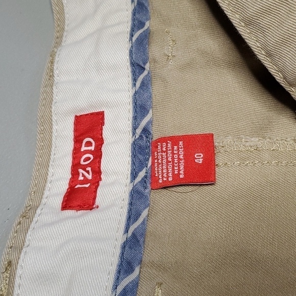 IZOD tan 40" waist shorts - Picture 6 of 7